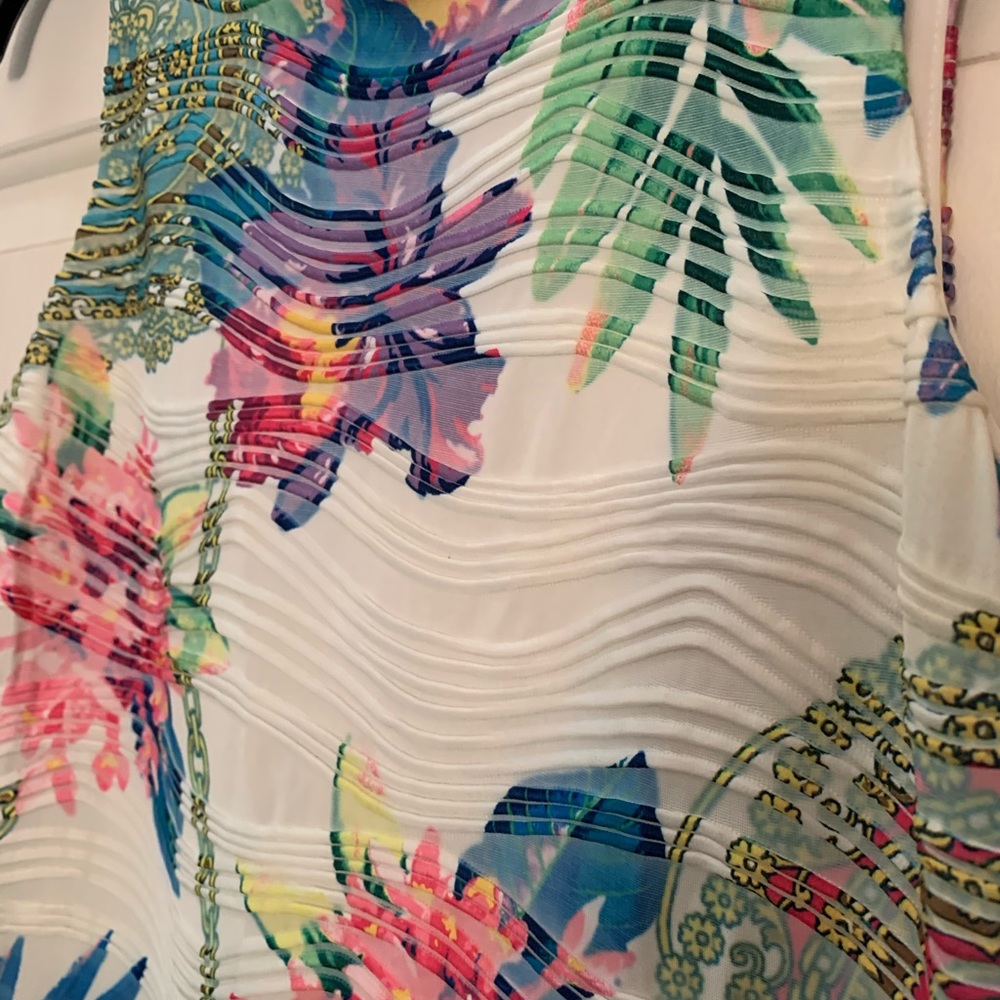 Dress - Picture 4 of 5